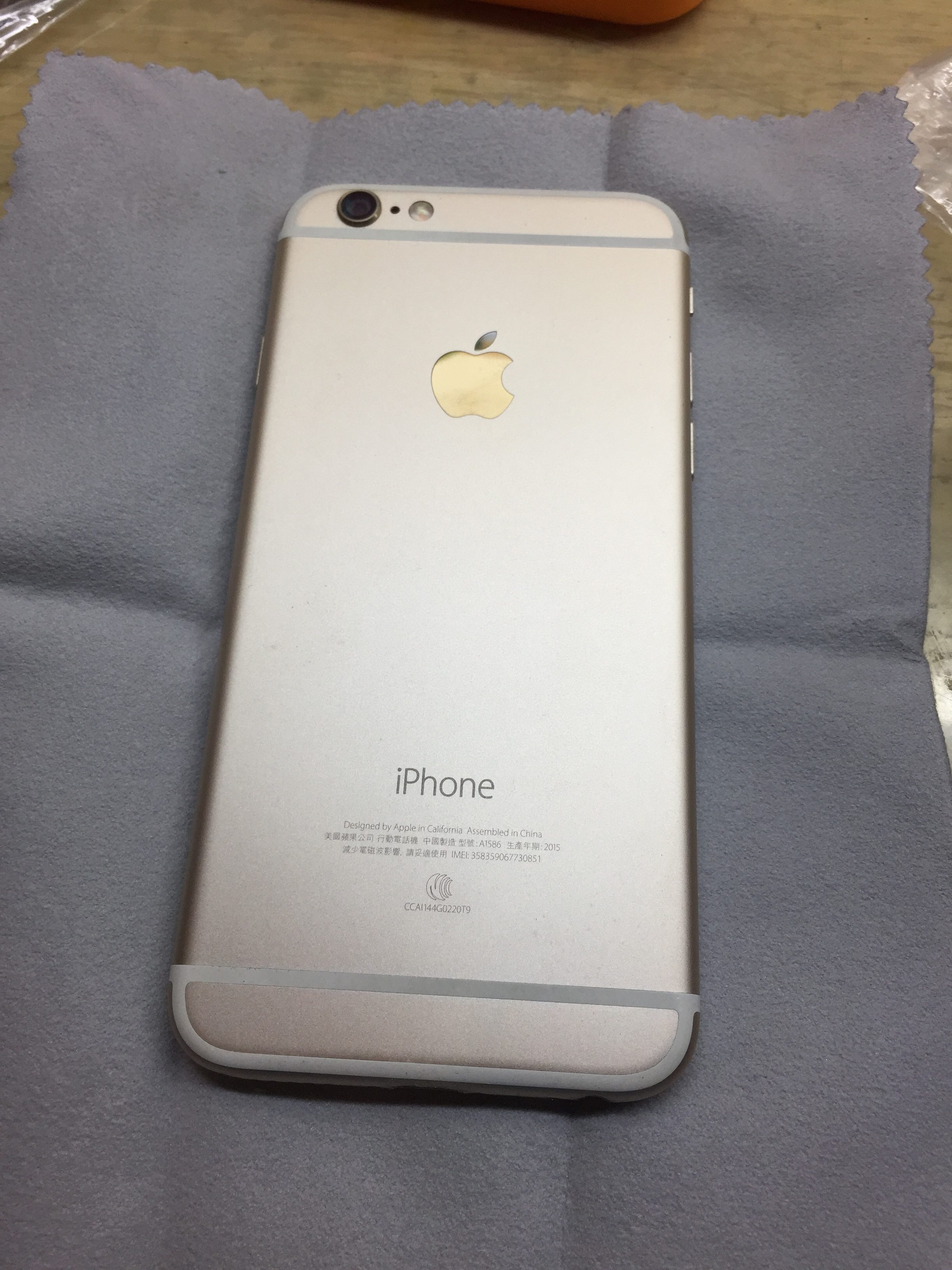 iPhone 6背面