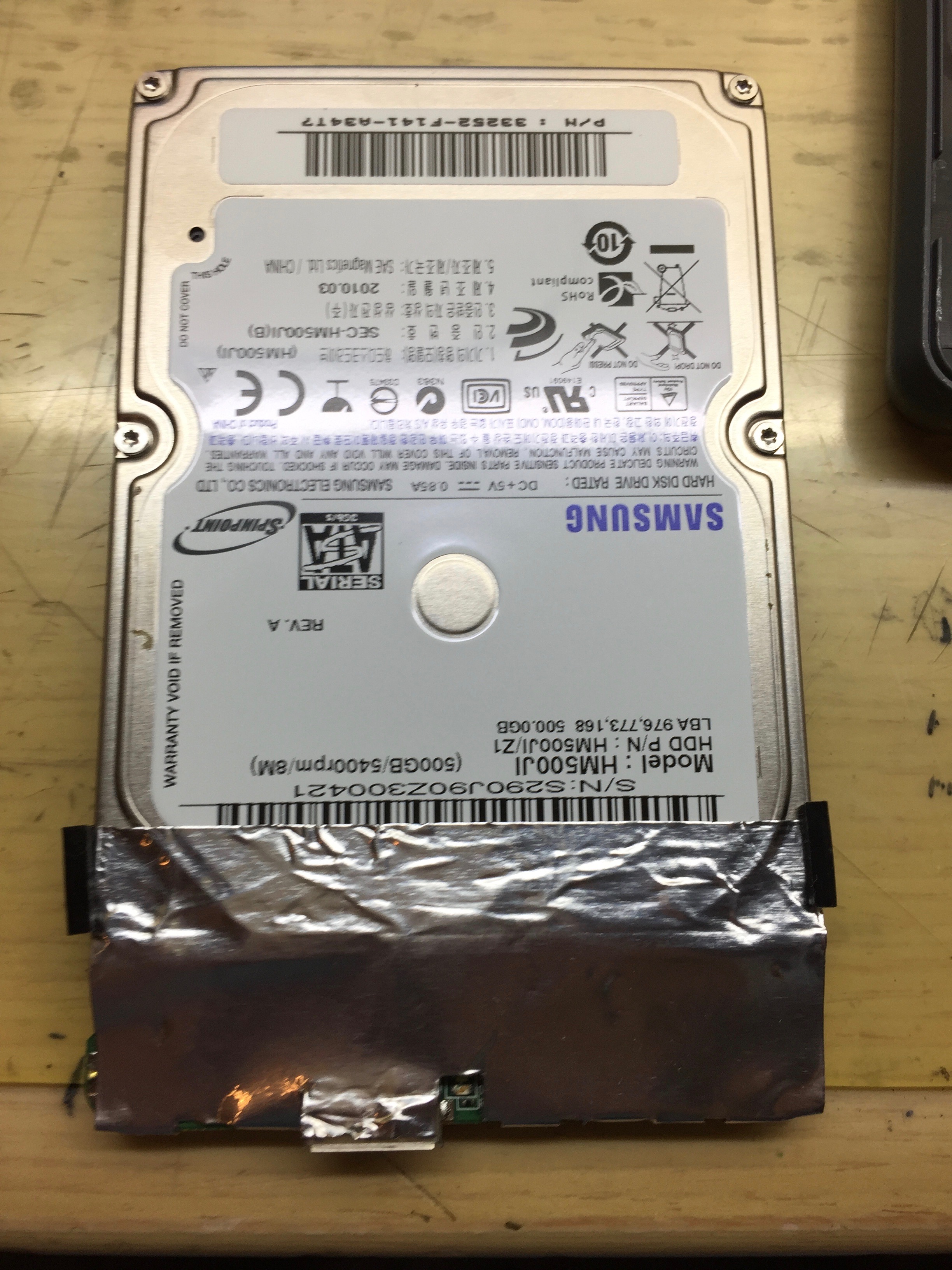 說穿了其實新的硬碟就是上次拆解的SAMSUNG硬碟，客戶就是老哥XDD